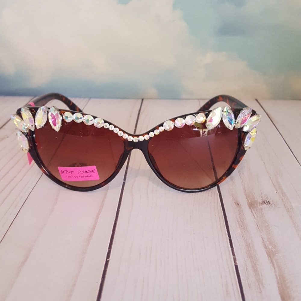 Betsey Johnson Cat Eye Sunglasses AB Crystals - Picture 1 of 8